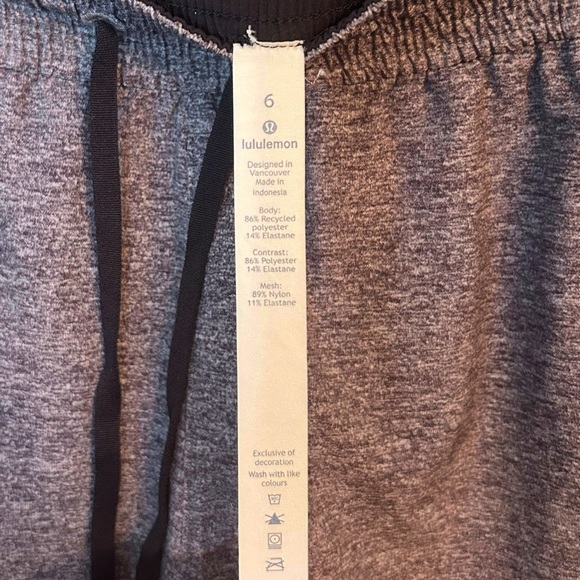 Lululemon Spring Break Away Short *4-way Stretch 3"- Heather Lux Multi Black/ 6 - Picture 9 of 9